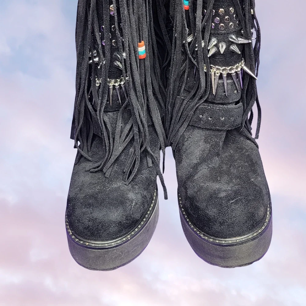 Current Mood Blackhawk Sedona Wedge Boots Black Fringe Rave Boho Black Womens 7M - Picture 4 of 9